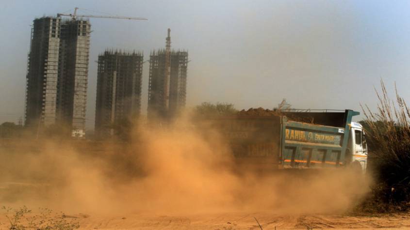 Greater Noida Authority Fines 97 Lakhs To Builders Causing Pollution ...