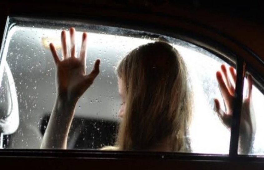 दोस्ती के नाम पर कार में  बैठाकर नॉर्थईस्टर्न लड़की से रेप, पुलिस ने भेजा जेल